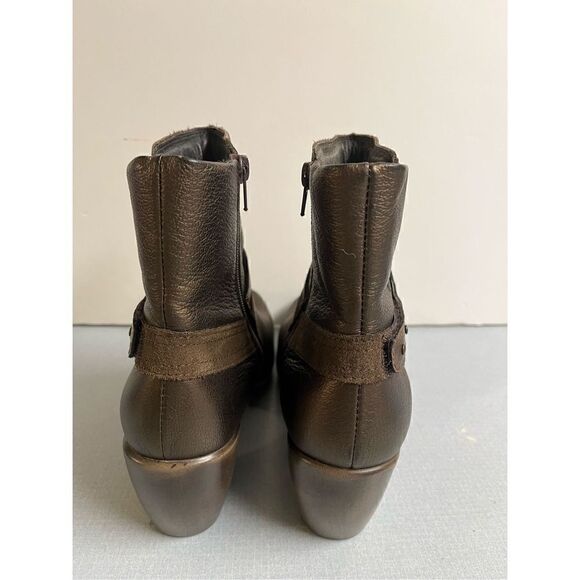 Naot bootie brown/bronze color sz 39 sz 8/8.5 - Picture 4 of 6